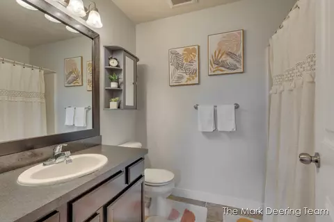 Bath - 8471 45th St SE, Ada, MI 49301 photo 3 of 5