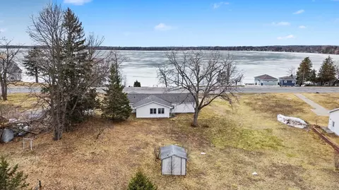 8367 Lake St, Bear Lake, MI 49614