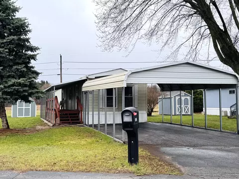 851 Mobile Blvd #4, Niles, MI 49120
