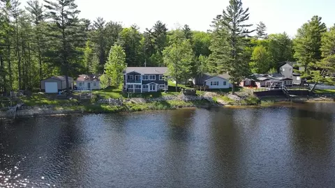 3382 Pinecrest Dr, Gladwin, MI 48624