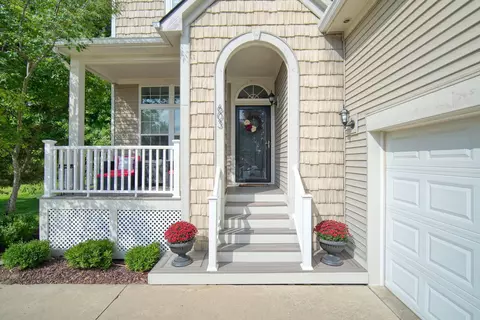 603 Jefferson Ln, Milan, MI 48160