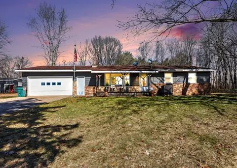 12596 Wilson St, Coopersville, MI 49404