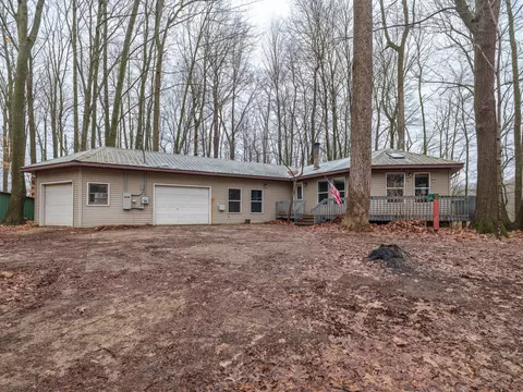 22431 Paulson Rd, Gobles, MI 49055