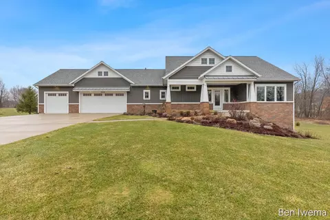 5555 Cannon Meadows Dr NE, Ada, MI 49301