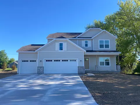 7383 Black Brook Dr, Zeeland, MI 49464
