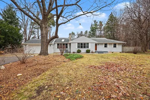 5505 Fulton St NE, Ada, MI 49301