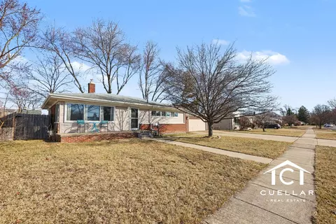 22521 E Schafer St, Clinton Twp, MI 48035