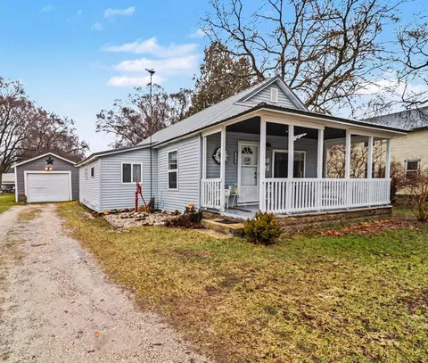 2240 E Loop Rd, Shelby, MI 49455