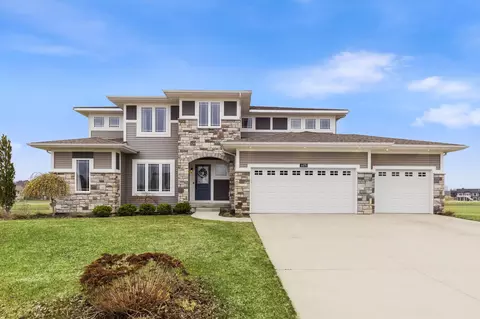 4478 Point Superior Ct, Holland, MI 49424