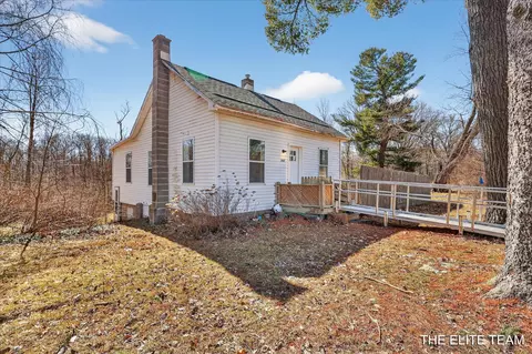 343 W Long Lake Rd, Orleans, MI 48865