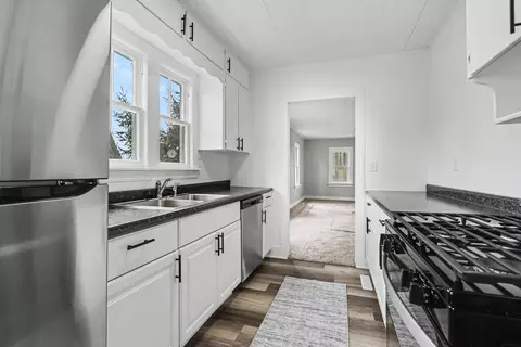 Entry Way - 516 Forest St, Three Rivers, MI 49093 photo 1 of 1