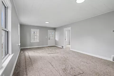Living - 516 Forest St, Three Rivers, MI 49093 photo 4 of 4