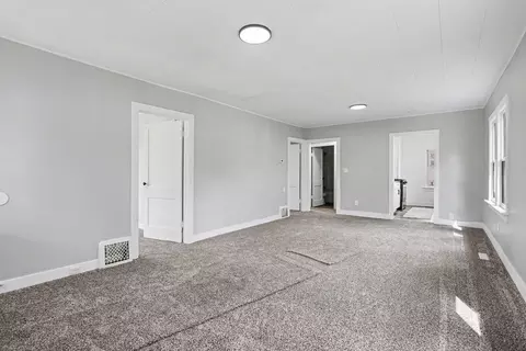Living - 516 Forest St, Three Rivers, MI 49093 photo 3 of 4
