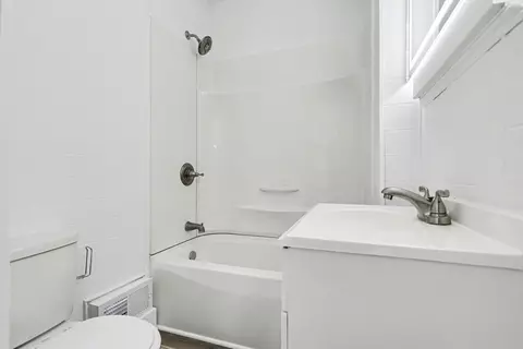 Bath - 516 Forest St, Three Rivers, MI 49093 photo 1 of 1
