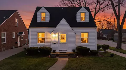 1000 N Elizabeth St, Dearborn, MI 48128