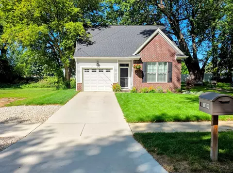 109 N Fountain St, Marshall, MI 49068