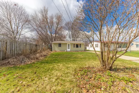 Exterior - 241 N 26th St, Springfield, MI 49037 photo 2 of 5