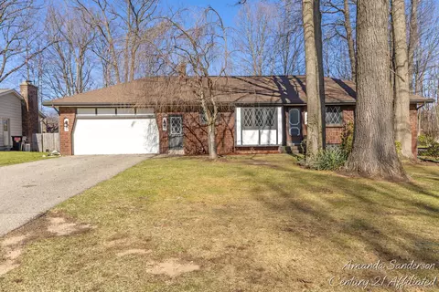 4403 Stratford Ct, Hudsonville, MI 49426