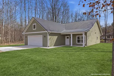 9215 Edgewater Dr, Canadian Lakes, MI 49346