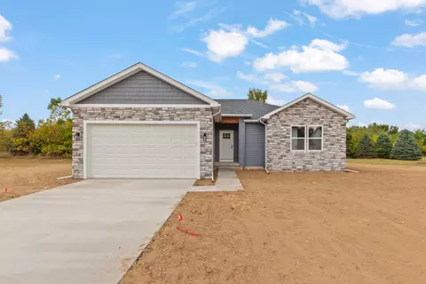 2029 Green Acres Dr, Adrian, MI 49221