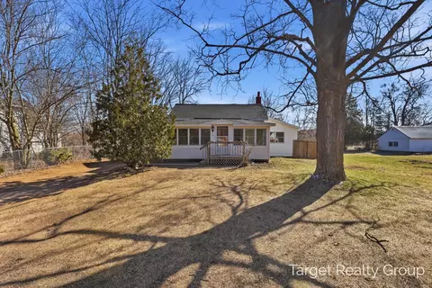 46 Hoskins St, Hesperia, MI 49421