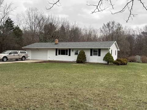 17932 Indian Prairie Rd, White Pigeon, MI 49099