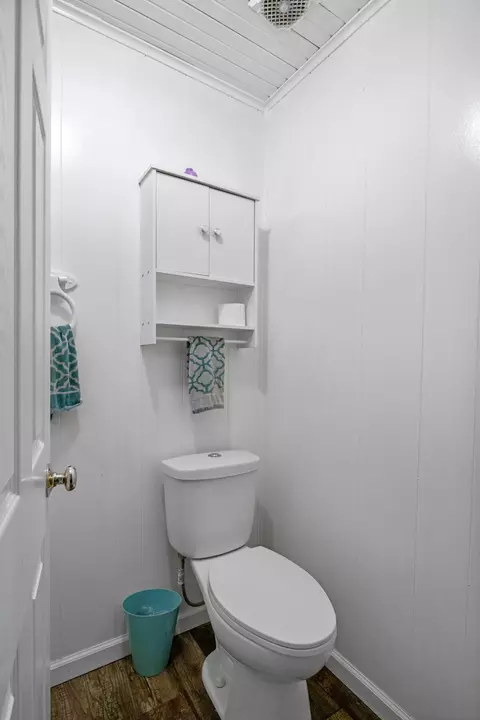 Bath - 500 E 136th St, Grant, MI 49327 photo 5 of 5