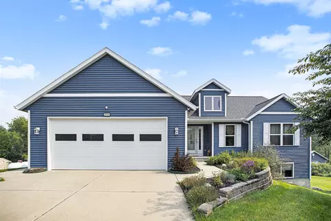 3125 Meadow Hills Dr, Middleville, MI 49333