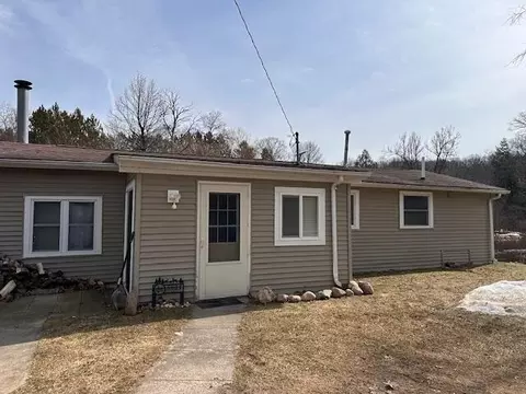 8034 N Johnson Rd, Irons, MI 49644