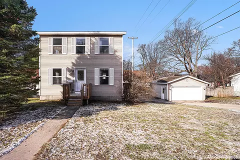 2271 Mccracken St, Muskegon, MI 49441