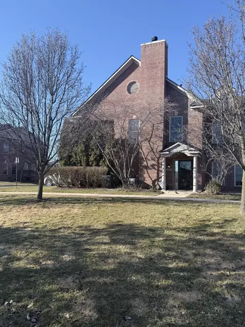 3368 Endsleigh Ln, Ypsilanti, MI 48197