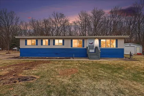 859 E Old Pine Trl #63, Newaygo, MI 49337