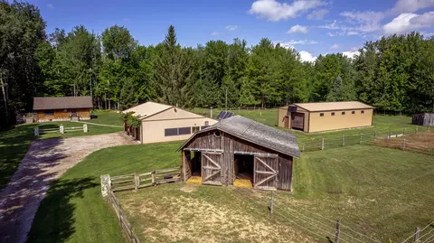 1442 W Tyler Rd, Hart, MI 49420