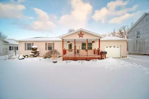 518 N East St, Morenci, MI 49256