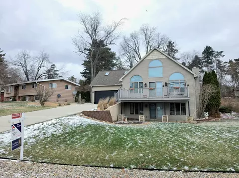 11615 Bradley Dr, Jerome, MI 49249