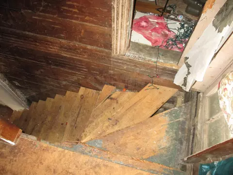 Entry Way - 1915 River St, Jackson, MI 49202 photo 2 of 2