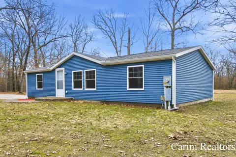 5324 Nadeau Dr, Pullman, MI 49450 photo 2