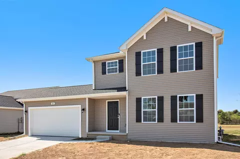 1104 Cedarwood Dr, Greenville, MI 48838