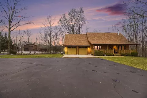 12715 24th Ave, Marne, MI 49435