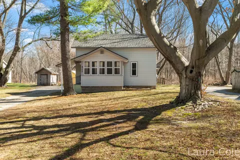 4773 64th St, Holland, MI 49423