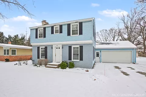 101 E 33rd St, Holland, MI 49423