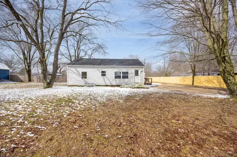 739 Chandler St, Muskegon, MI 49442