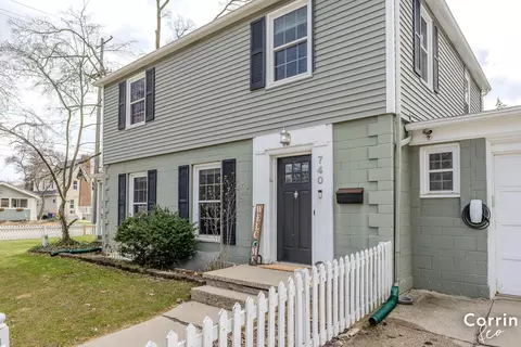 740 Winchell St SE, Grand Rapids, MI 49507