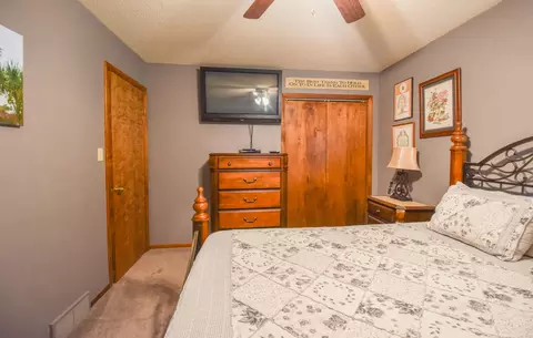 Bedroom - 444 Simco Dr, Coldwater, MI 49036 photo 4 of 7
