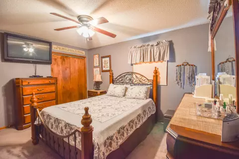 Bedroom - 444 Simco Dr, Coldwater, MI 49036 photo 3 of 7