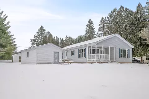 15220 NW Rapids Dr, Hersey, MI 49639