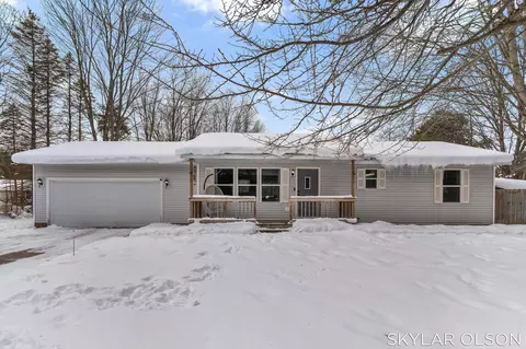 3651 Strand Rd, Muskegon, MI 49445
