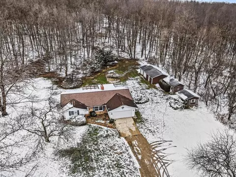 View/Area - 14789 E Augusta Dr, Augusta, MI 49012 photo 2 of 7