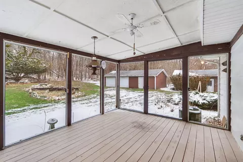 Exterior - 14789 E Augusta Dr, Augusta, MI 49012 photo 3 of 8