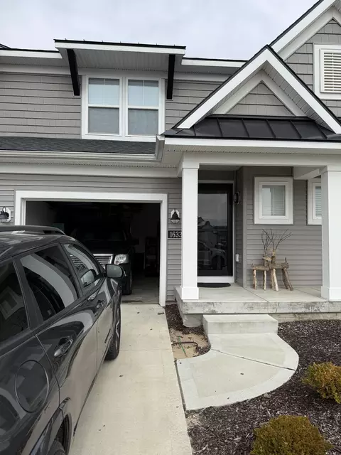 1633 Thyme Dr SW #2, Byron Center, MI 49315